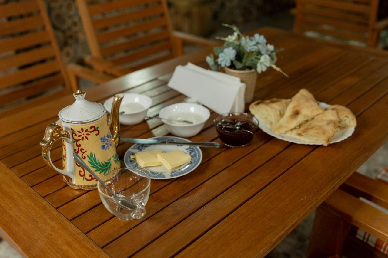 Guest House Sofia Kobuleti Ngoại thất bức ảnh