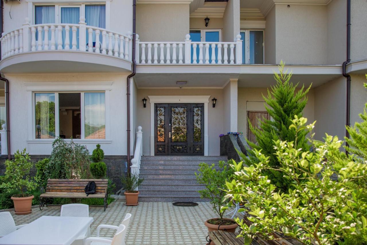 Guest House Sofia Kobuleti Ngoại thất bức ảnh
